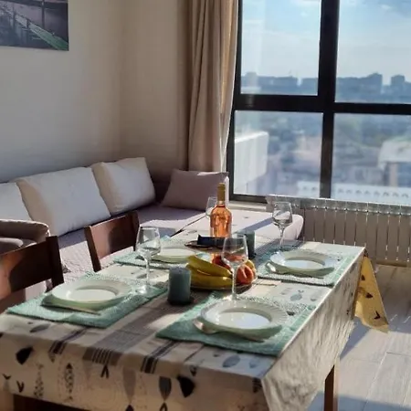 Lazur Flora Burgas Апартамент Бургас