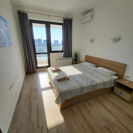 Lazur Flora Burgas